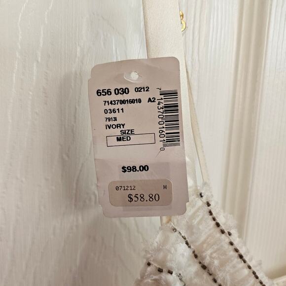 NWT Flora Nikrooz Sexy Satin Ivory Romper Size Medium - Picture 3 of 6